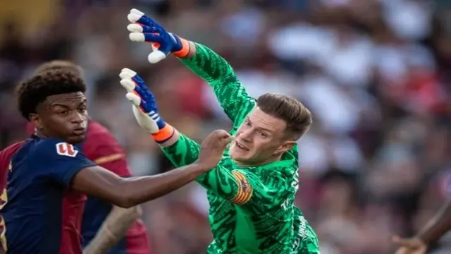 Ter Stegen Tinggalkan Barcelona