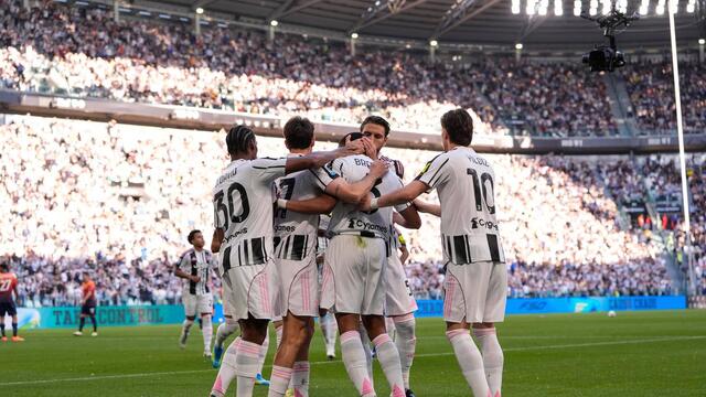 Bremer dan McKennie Bersinar